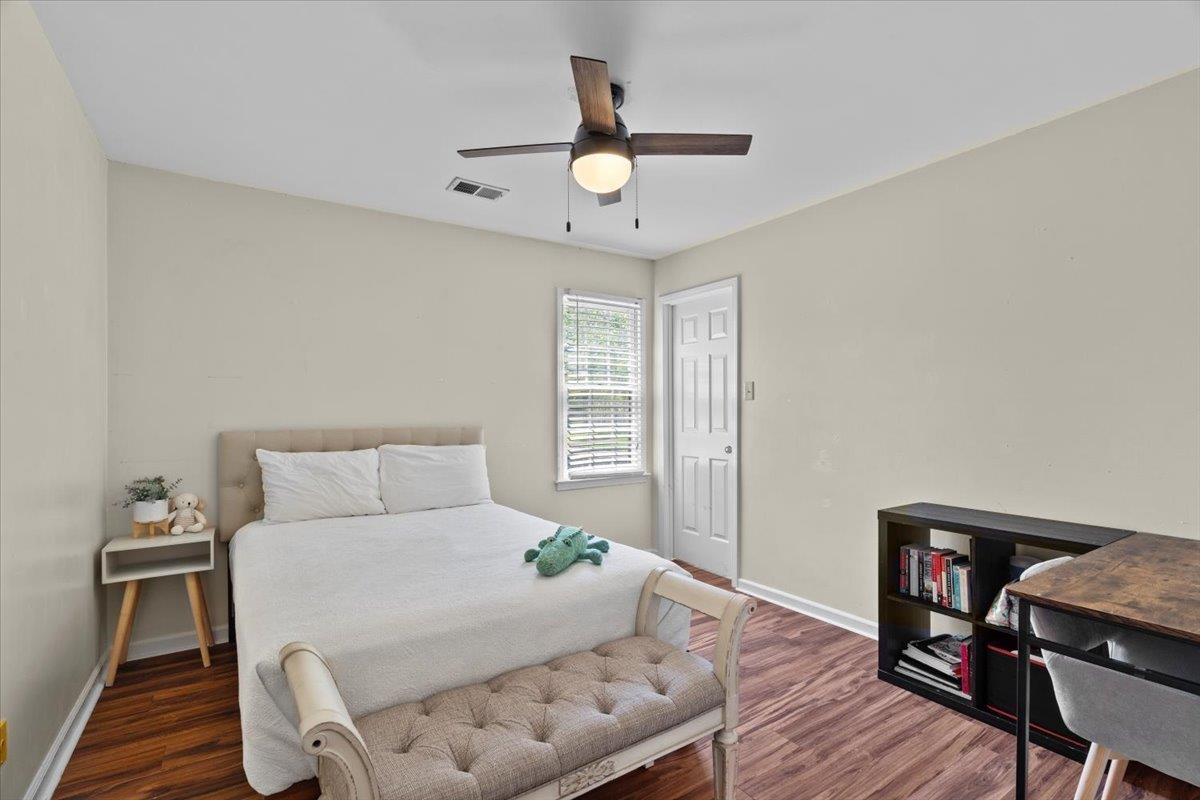 2442 NETHERHALL CV