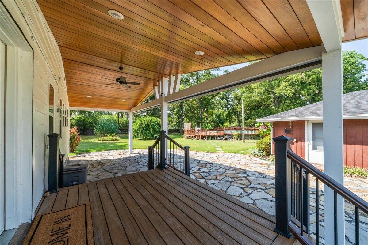 8703 ROSEMARK RD