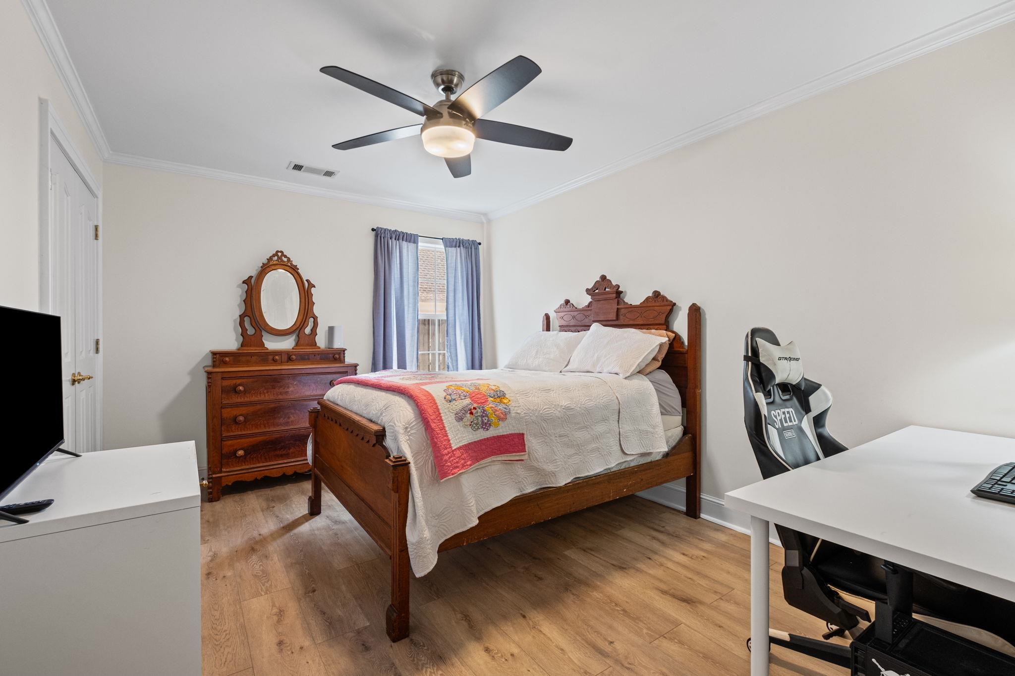 3721 APPLING LAKE DR
