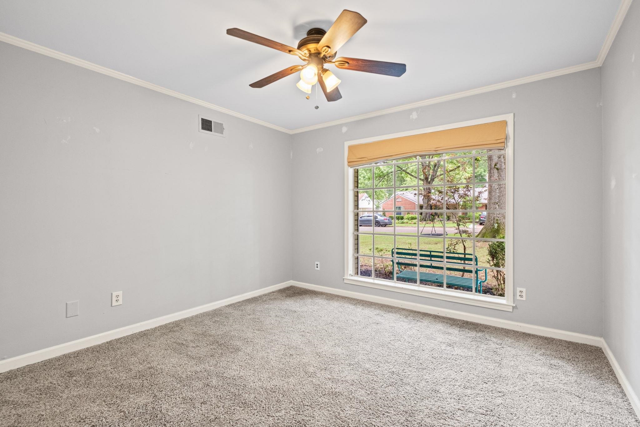 2543 BIRCHTREE DR