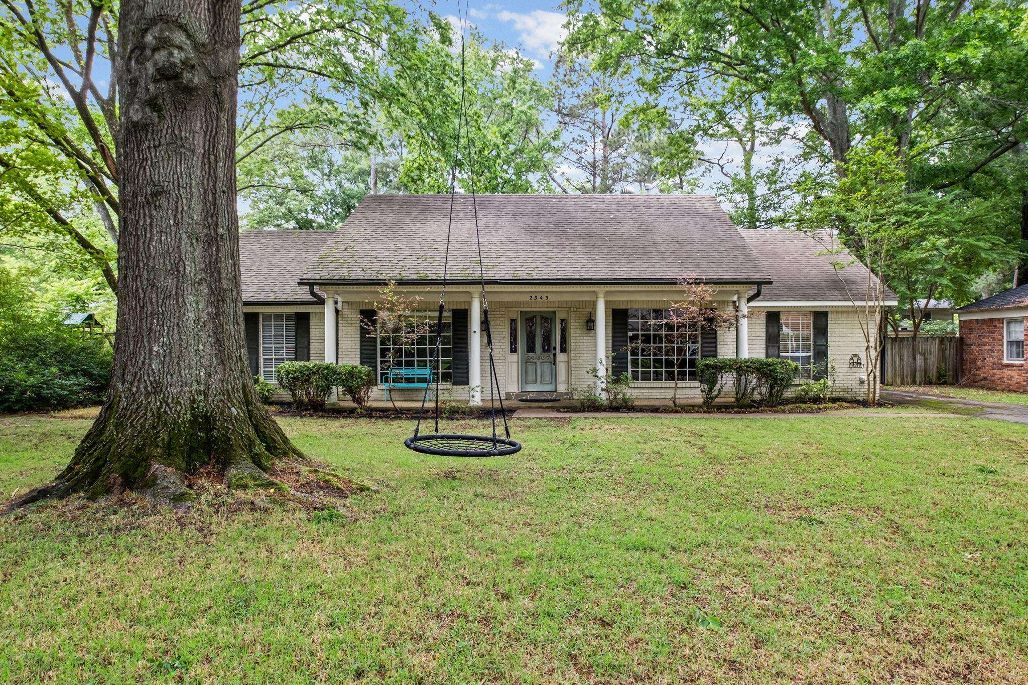 2543 BIRCHTREE DR