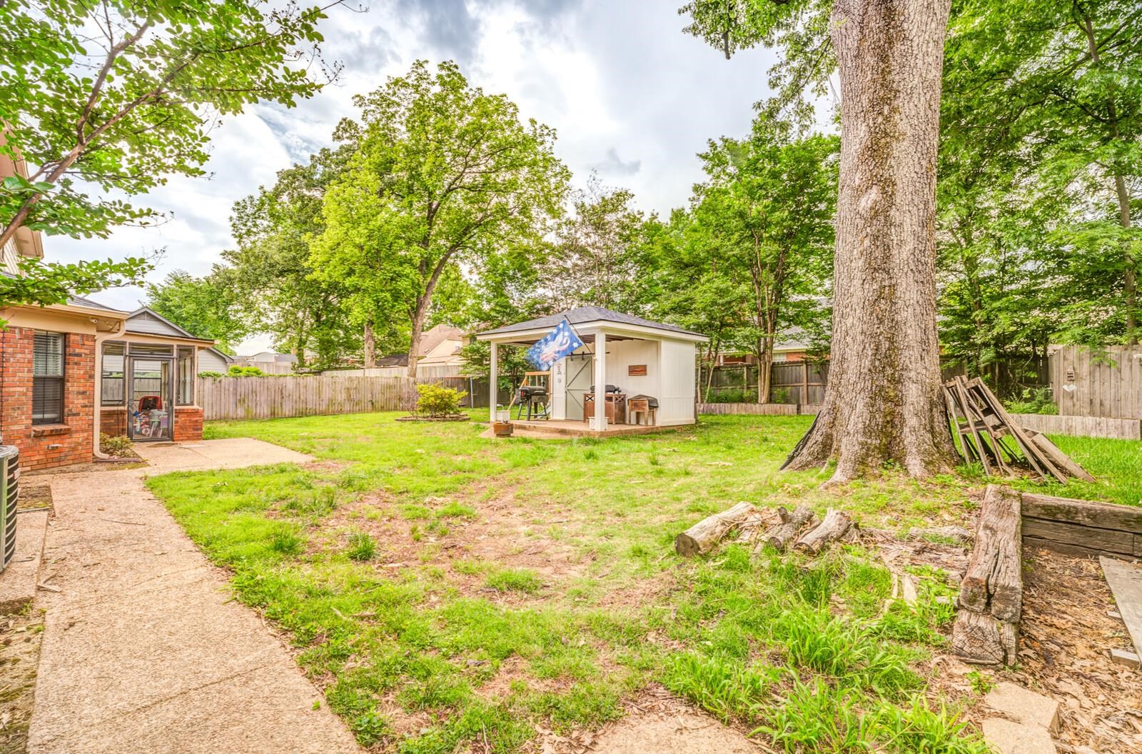 3769 OAK FOREST DR