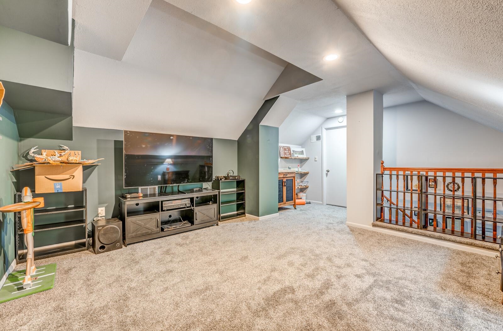 3769 OAK FOREST DR