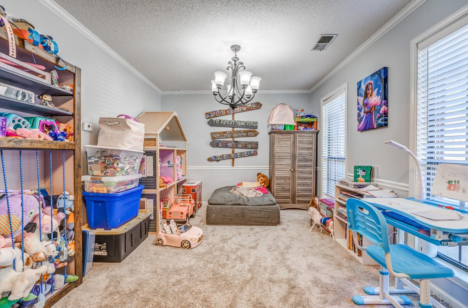 3769 OAK FOREST DR