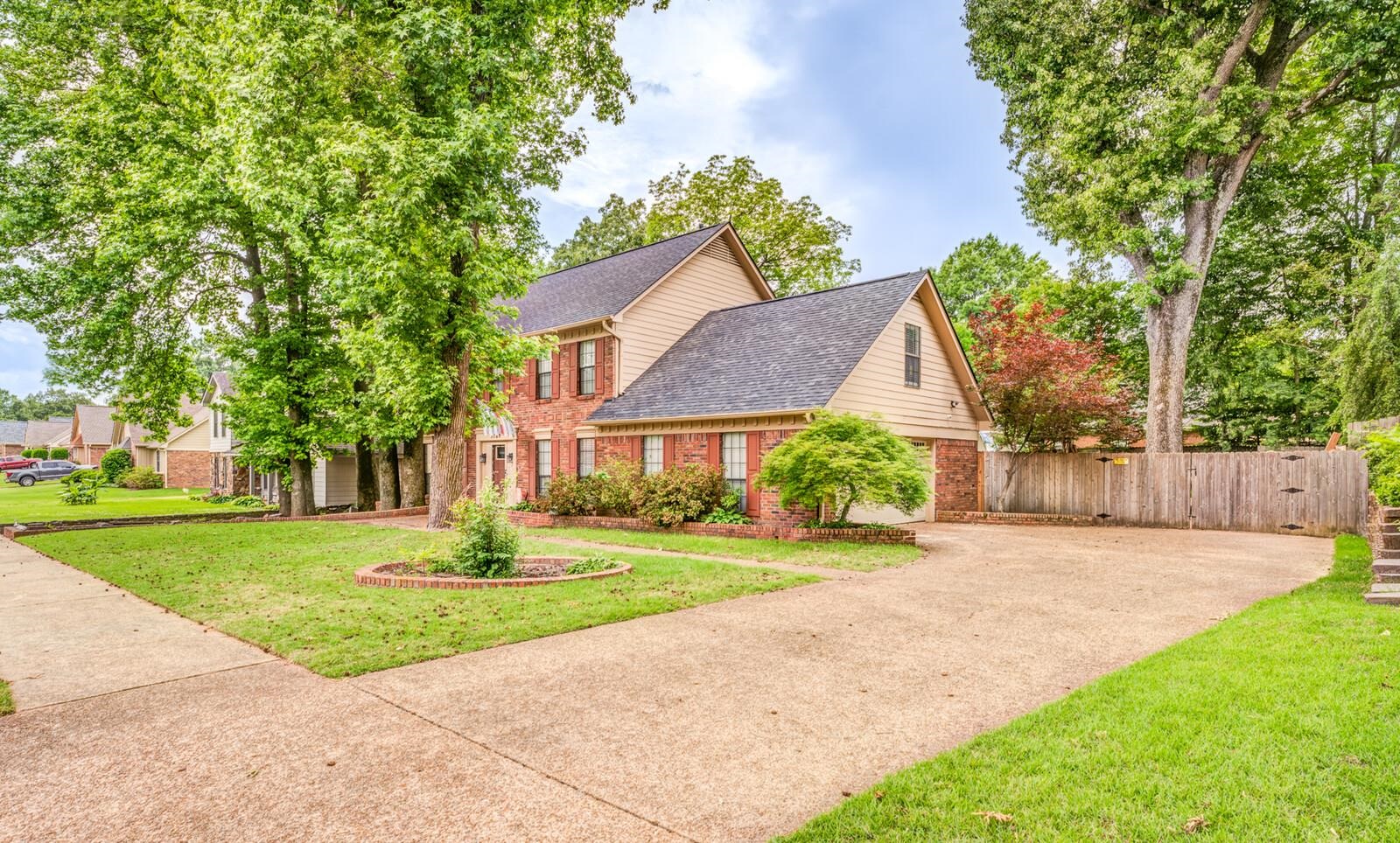 3769 OAK FOREST DR