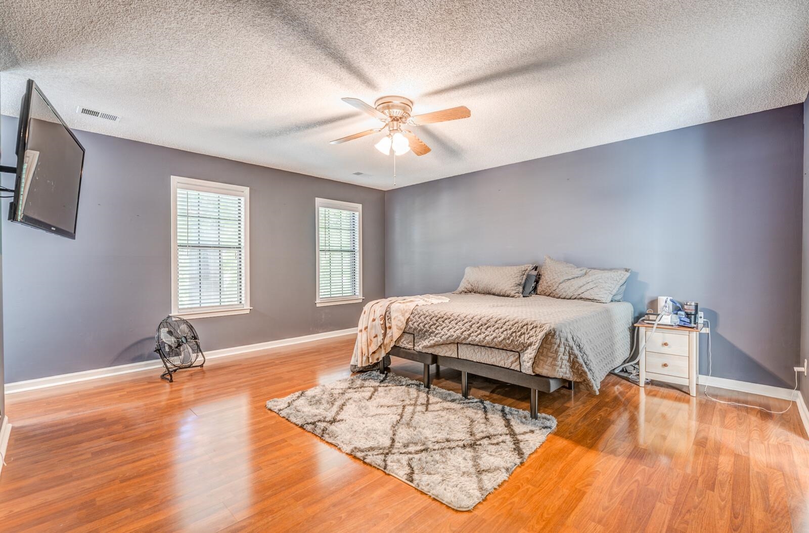 3769 OAK FOREST DR
