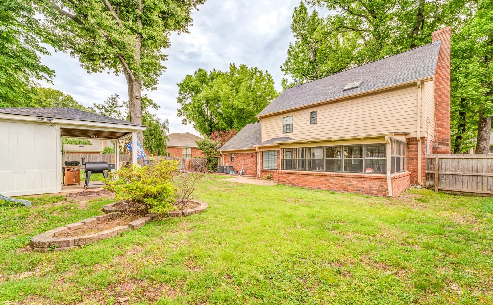 3769 OAK FOREST DR