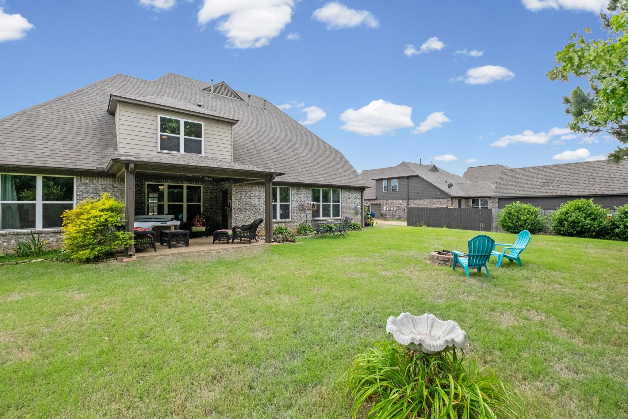 14685 SAINT CHARLES DR