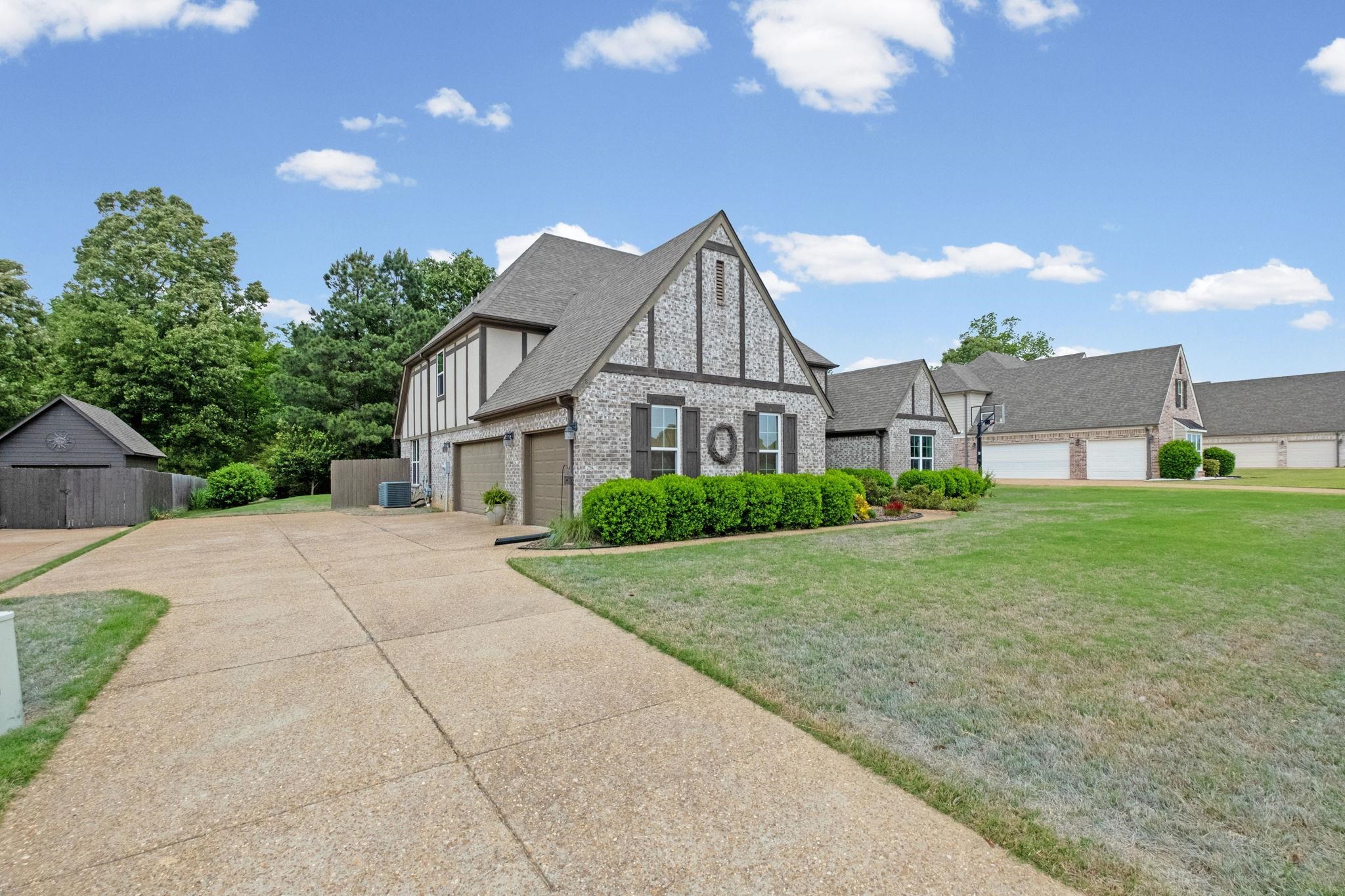14685 SAINT CHARLES DR