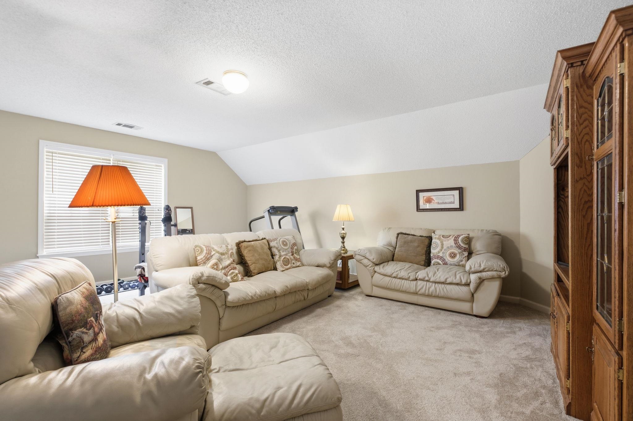10445 MOOSE RD