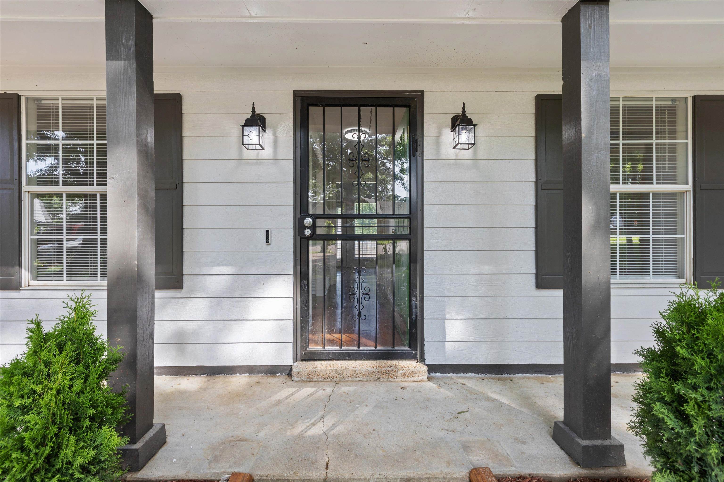 6025 CLOVERLAND CV