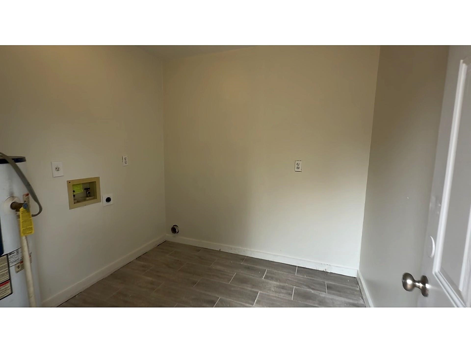 6025 CLOVERLAND CV