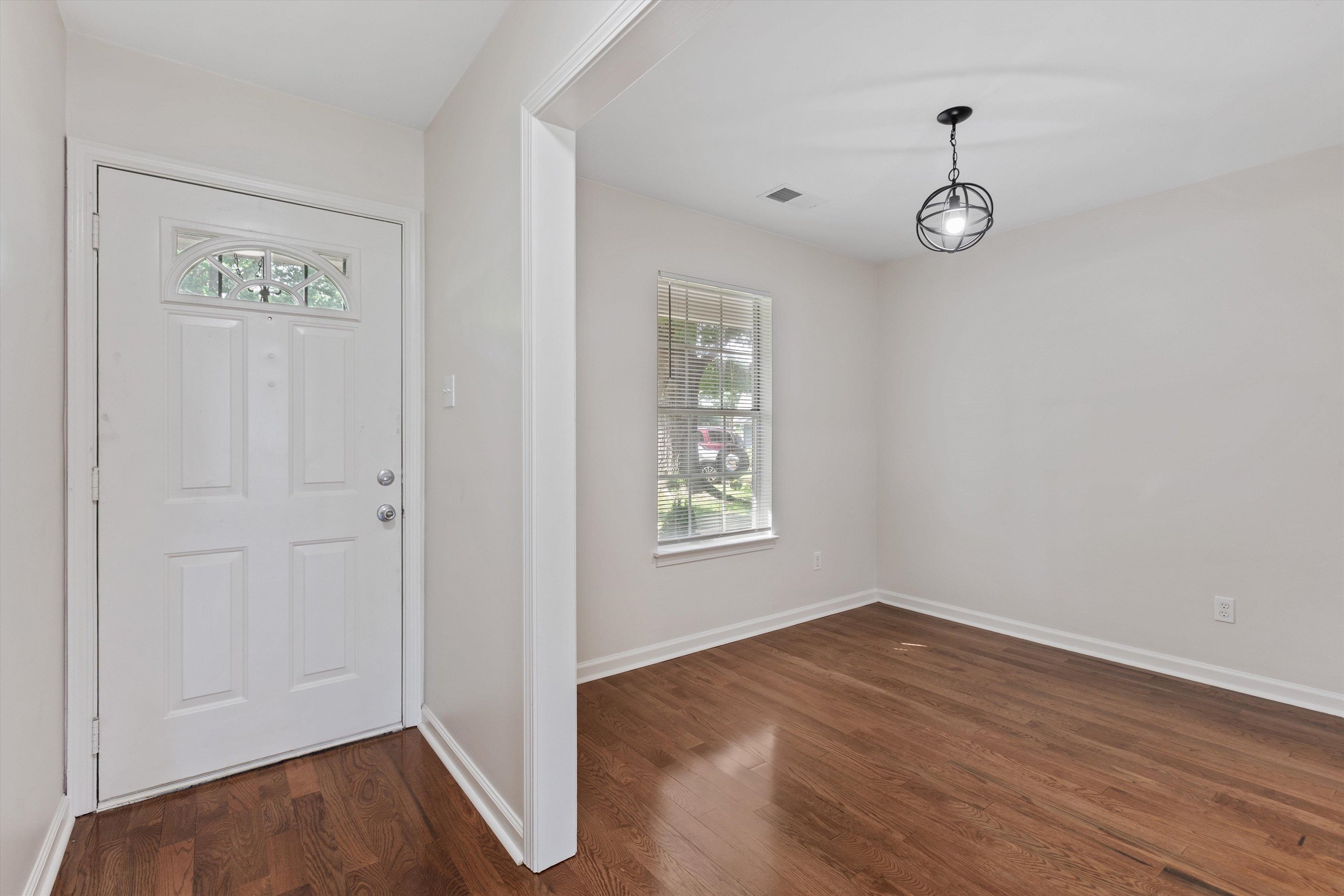 6025 CLOVERLAND CV
