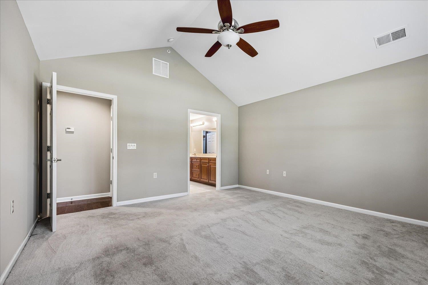 1616 W SOUTHFIELD CIR