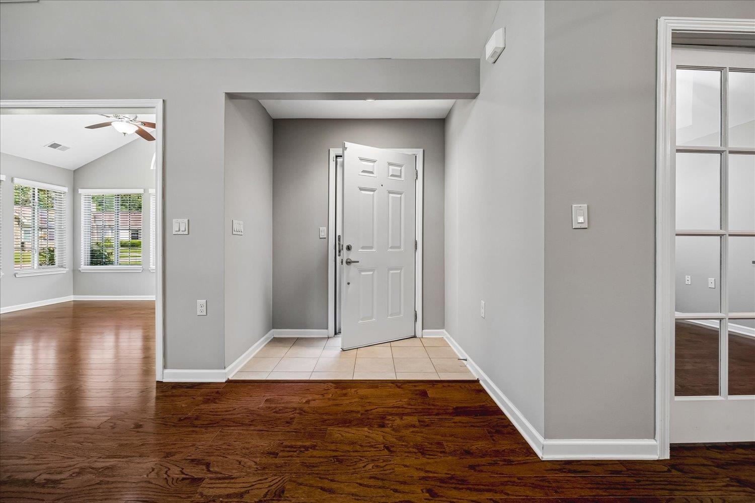 1616 W SOUTHFIELD CIR