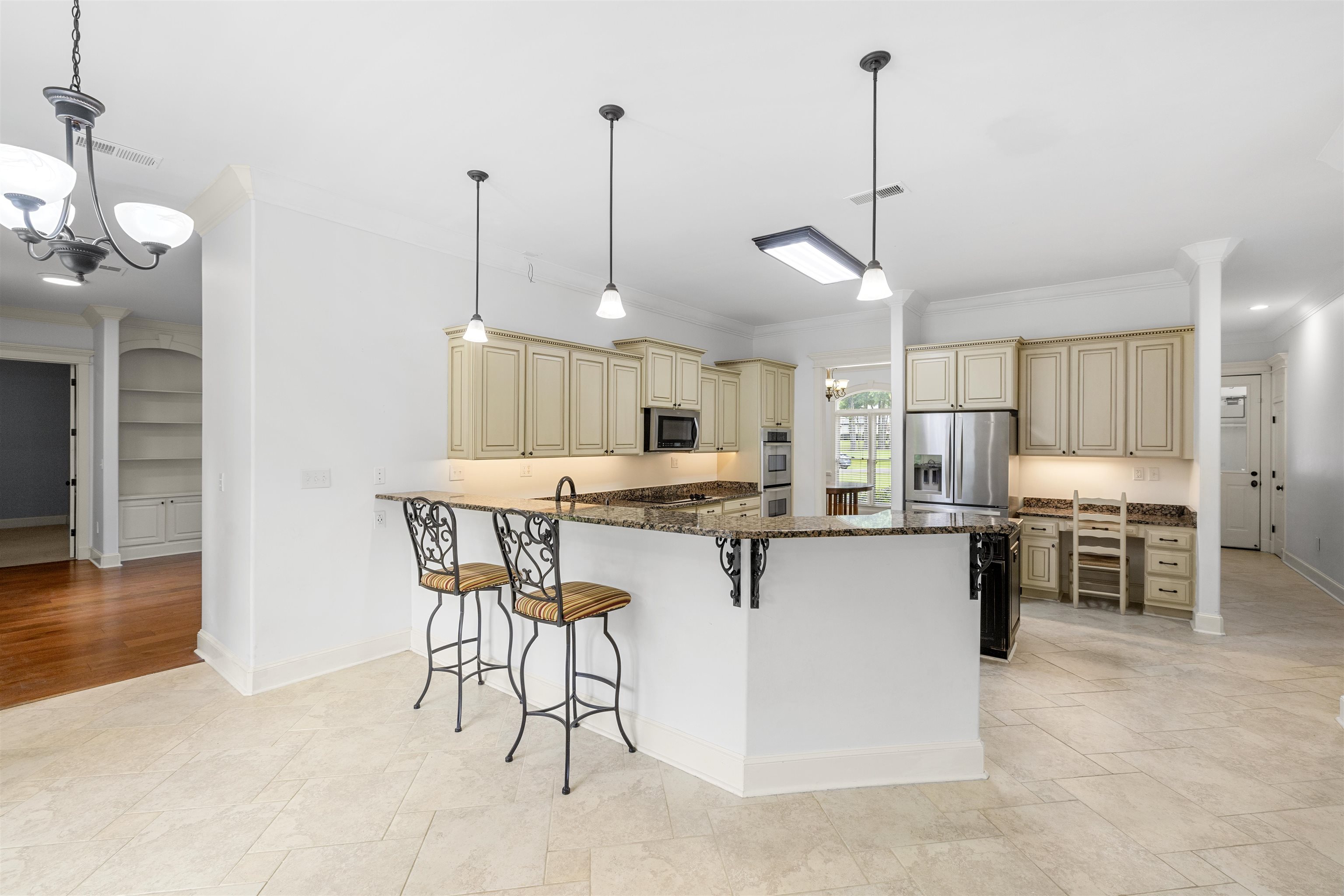11119 SILSBE LN