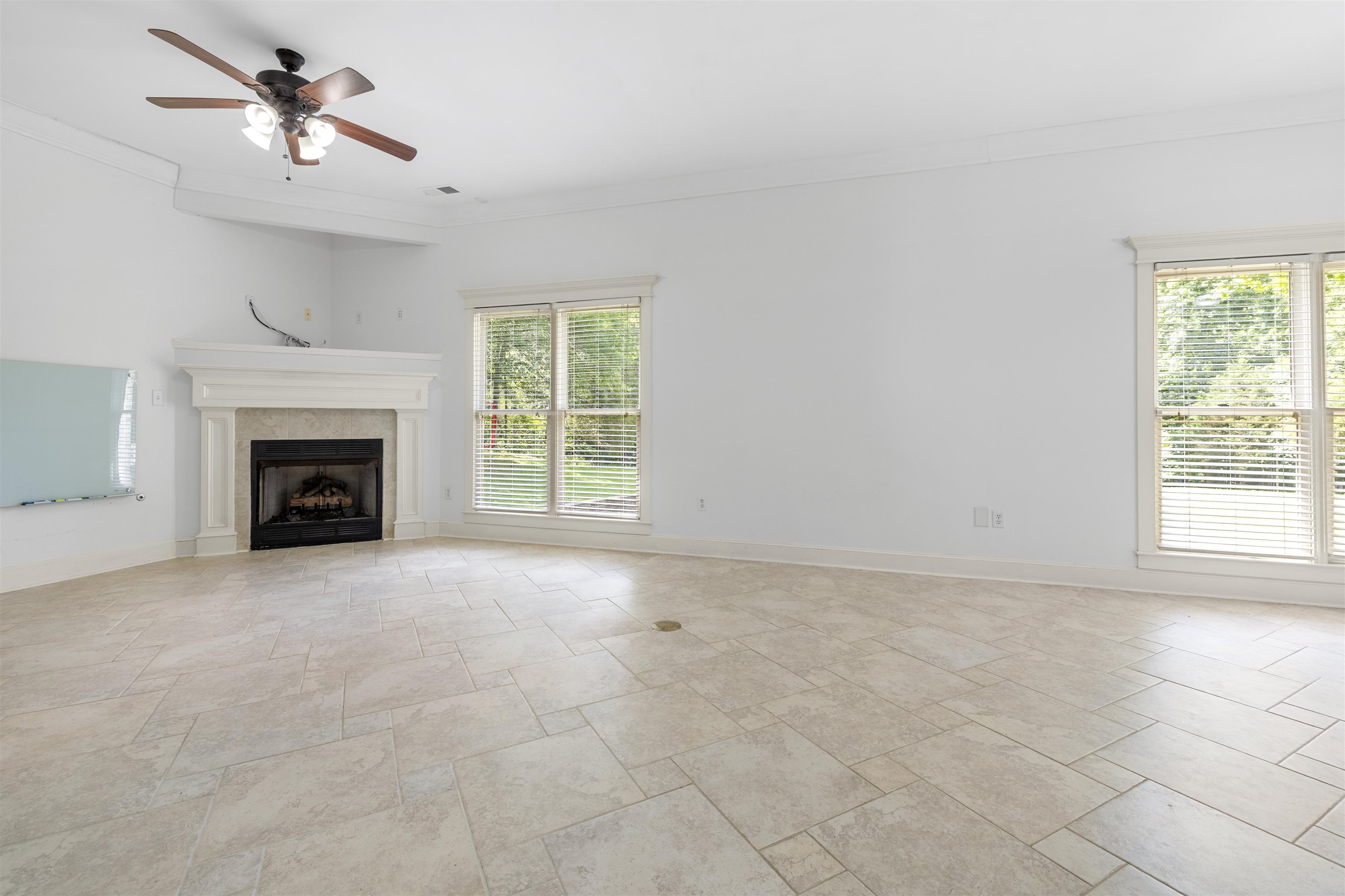 11119 SILSBE LN