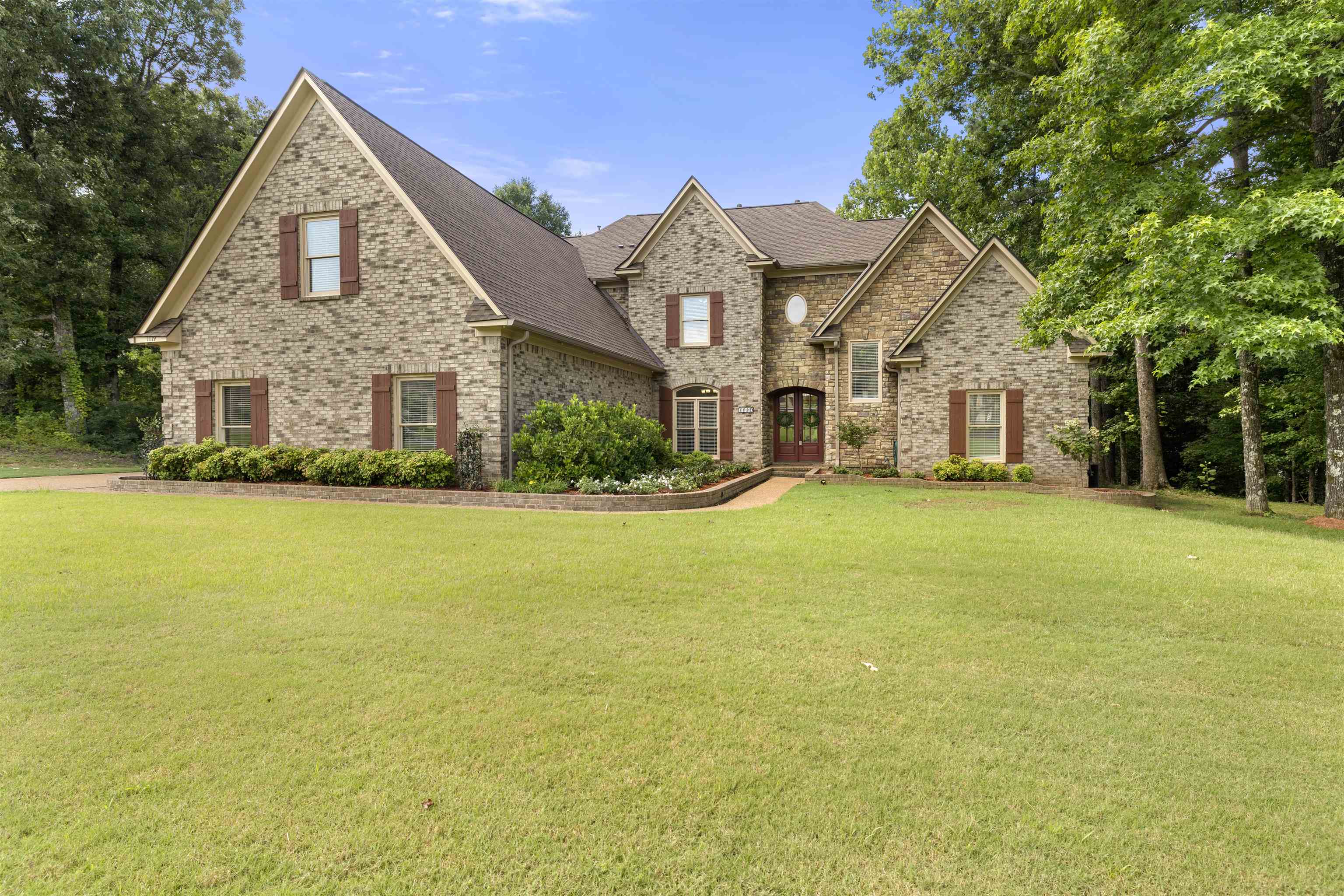 11119 SILSBE LN
