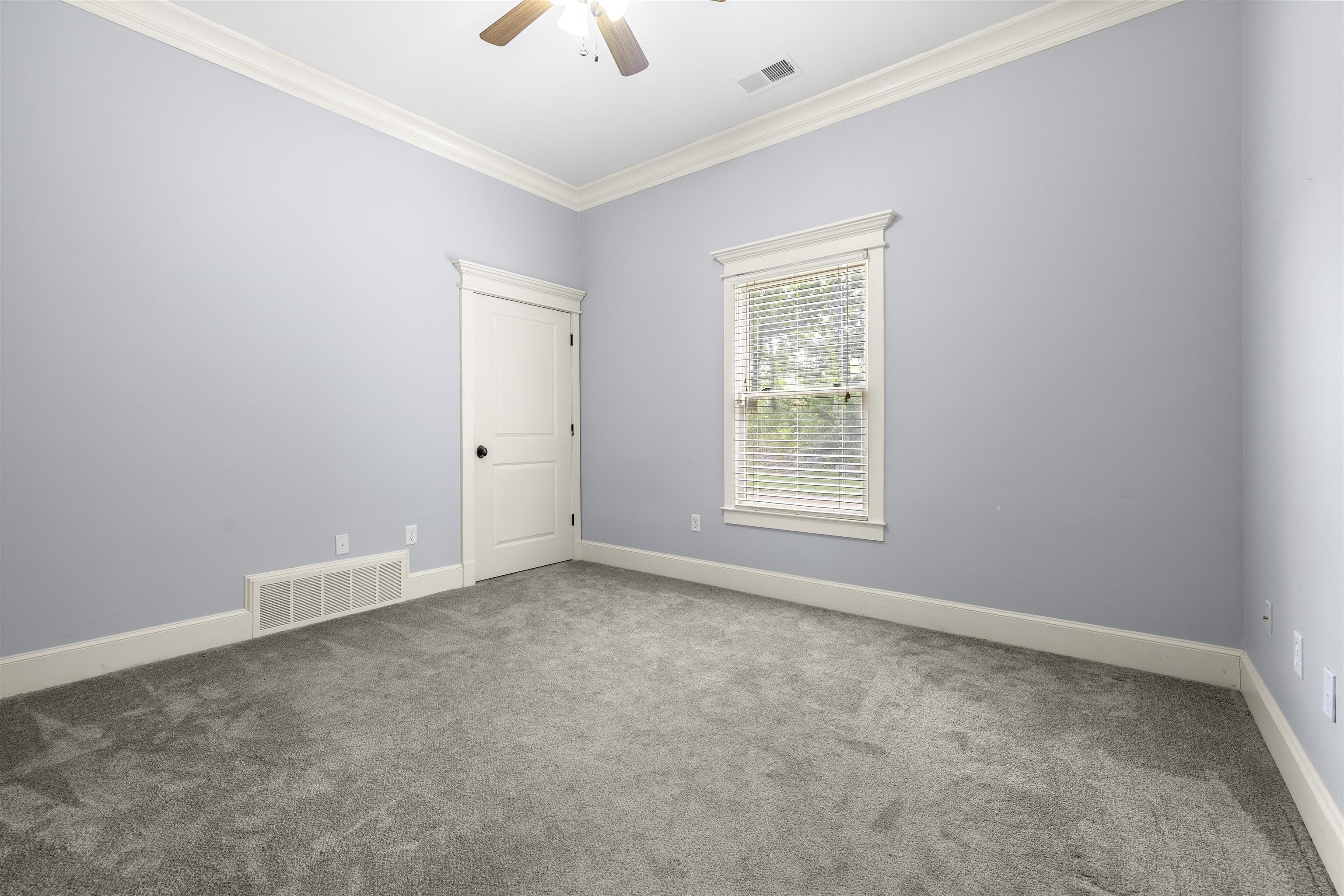 11119 SILSBE LN