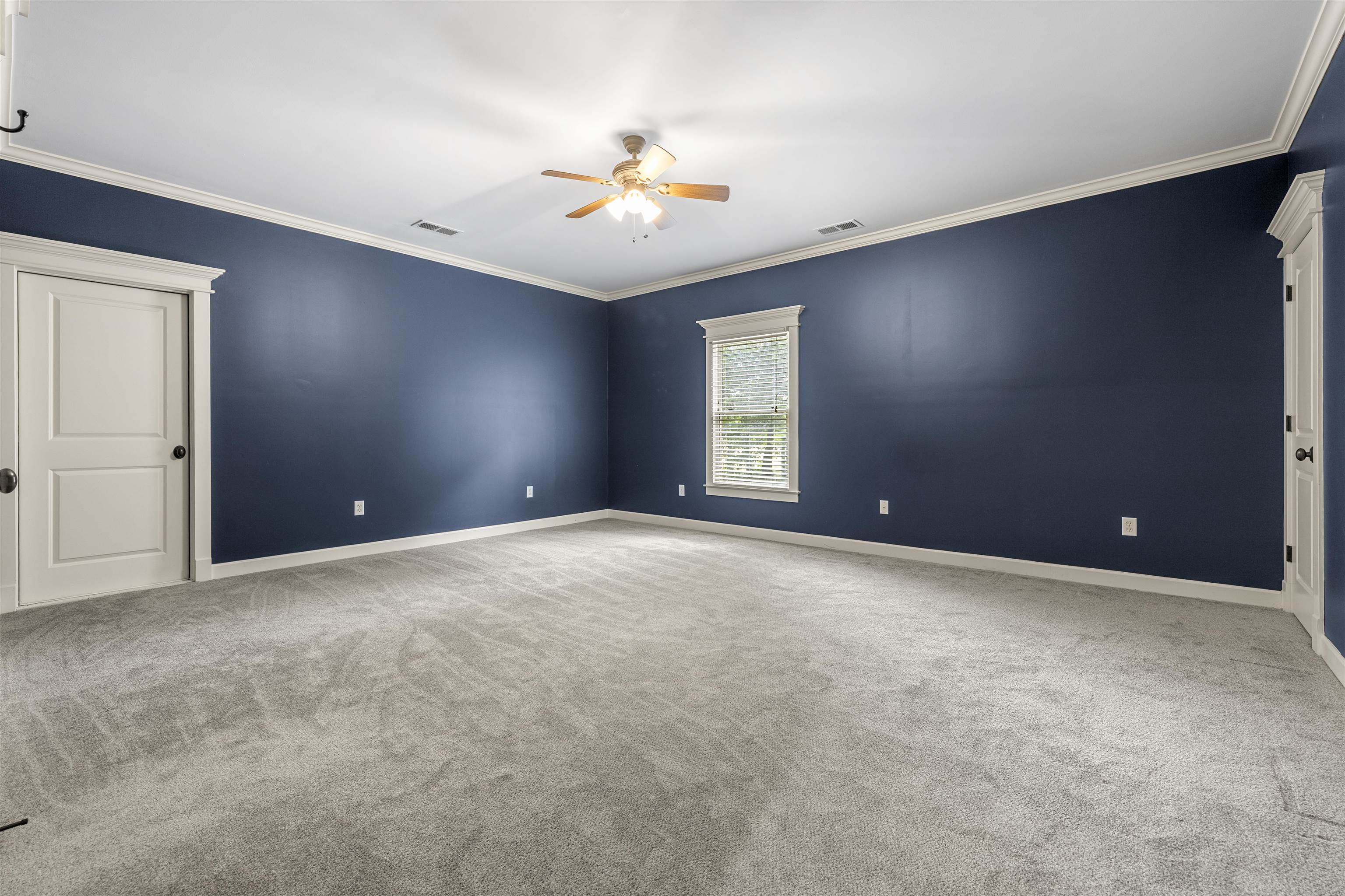 11119 SILSBE LN