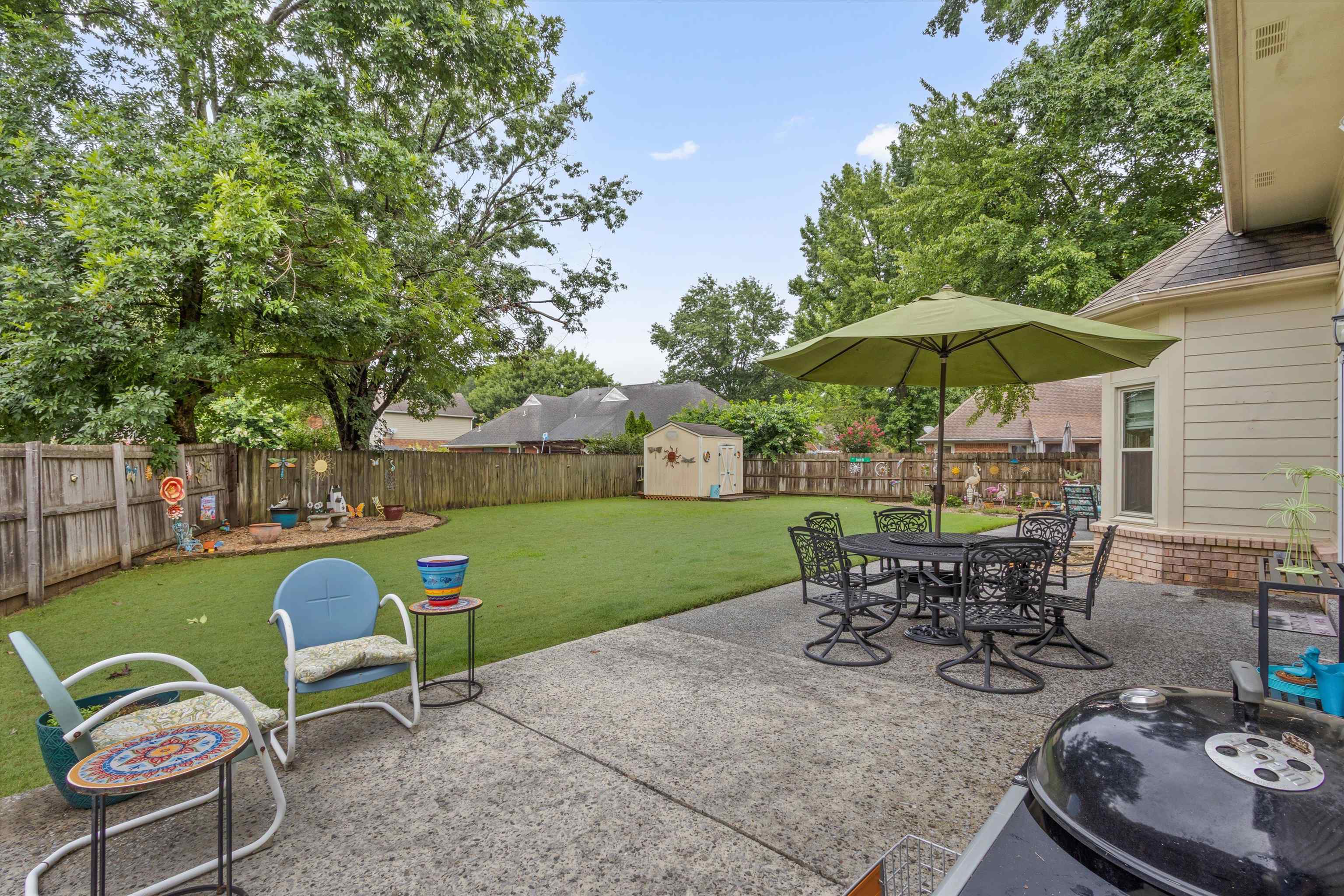 8392 KINGS TRAIL CV