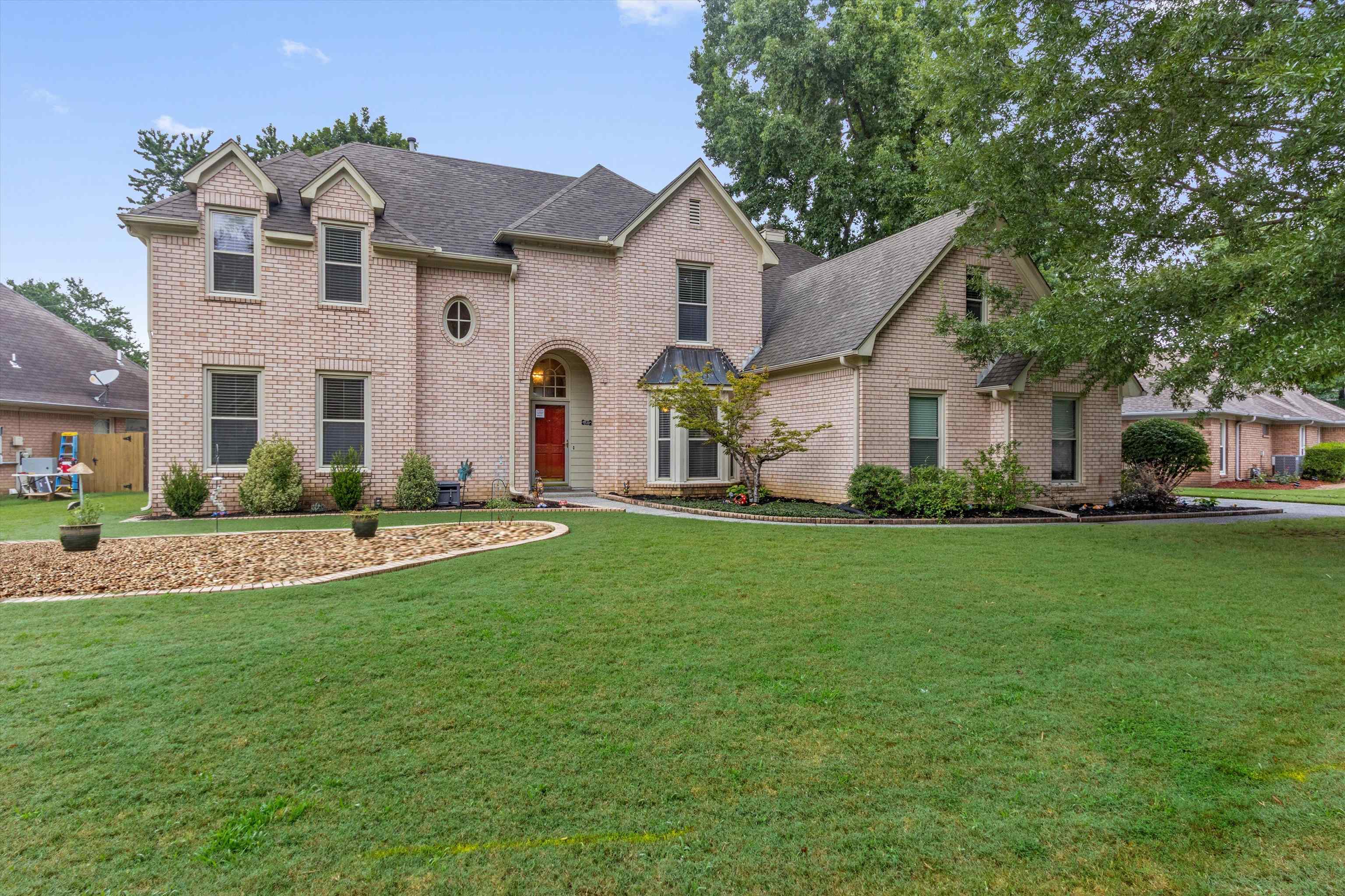 8392 KINGS TRAIL CV