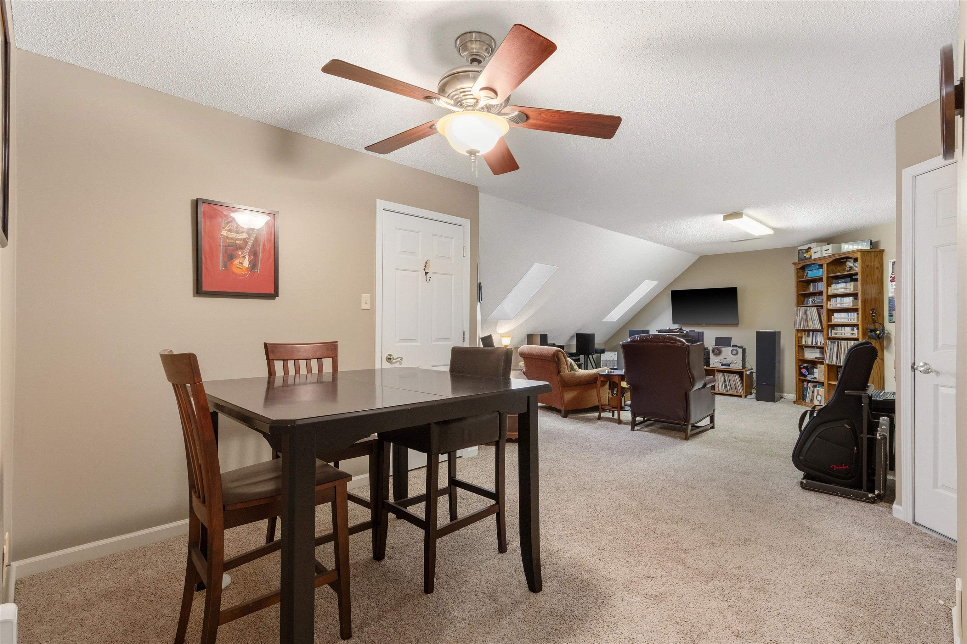 8392 KINGS TRAIL CV