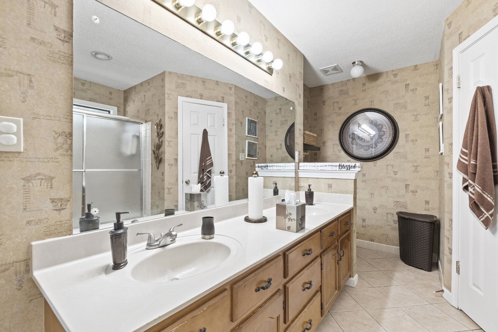 8251 RIVER CREEK CV