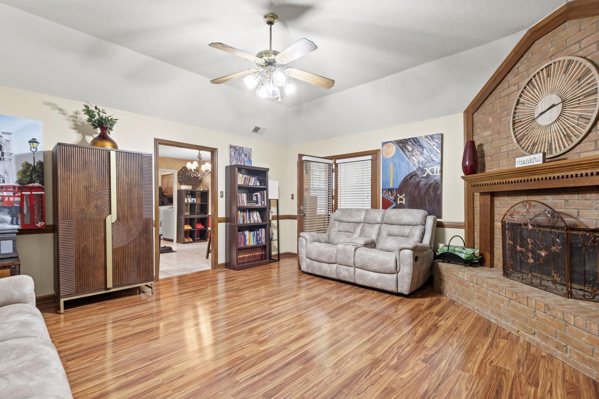 8251 RIVER CREEK CV