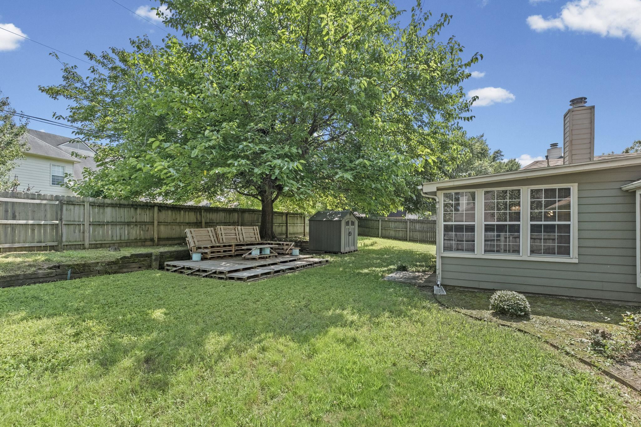 8251 RIVER CREEK CV
