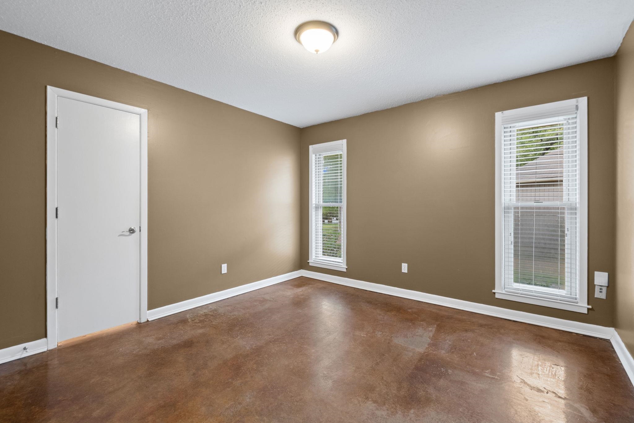 2174 MONTEGO DR