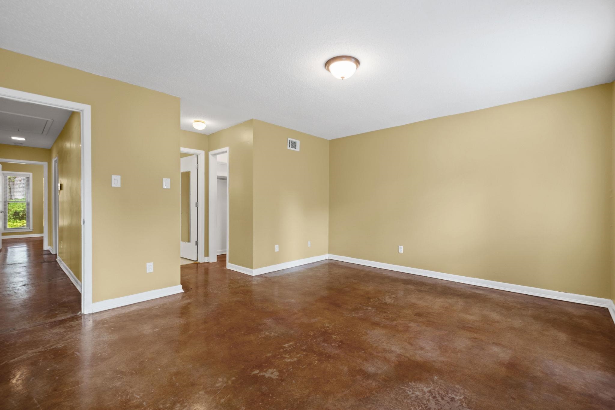 2174 MONTEGO DR