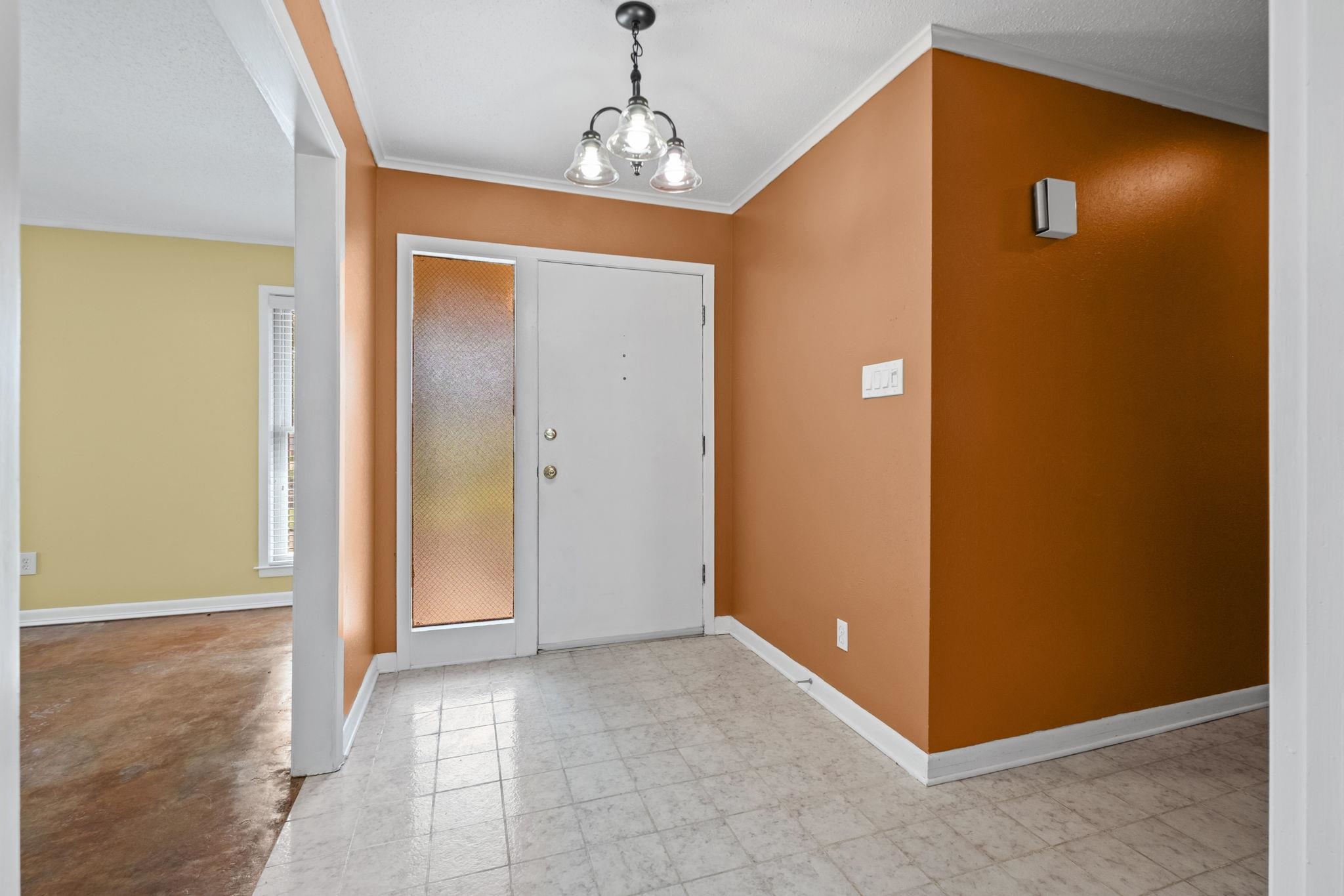 2174 MONTEGO DR