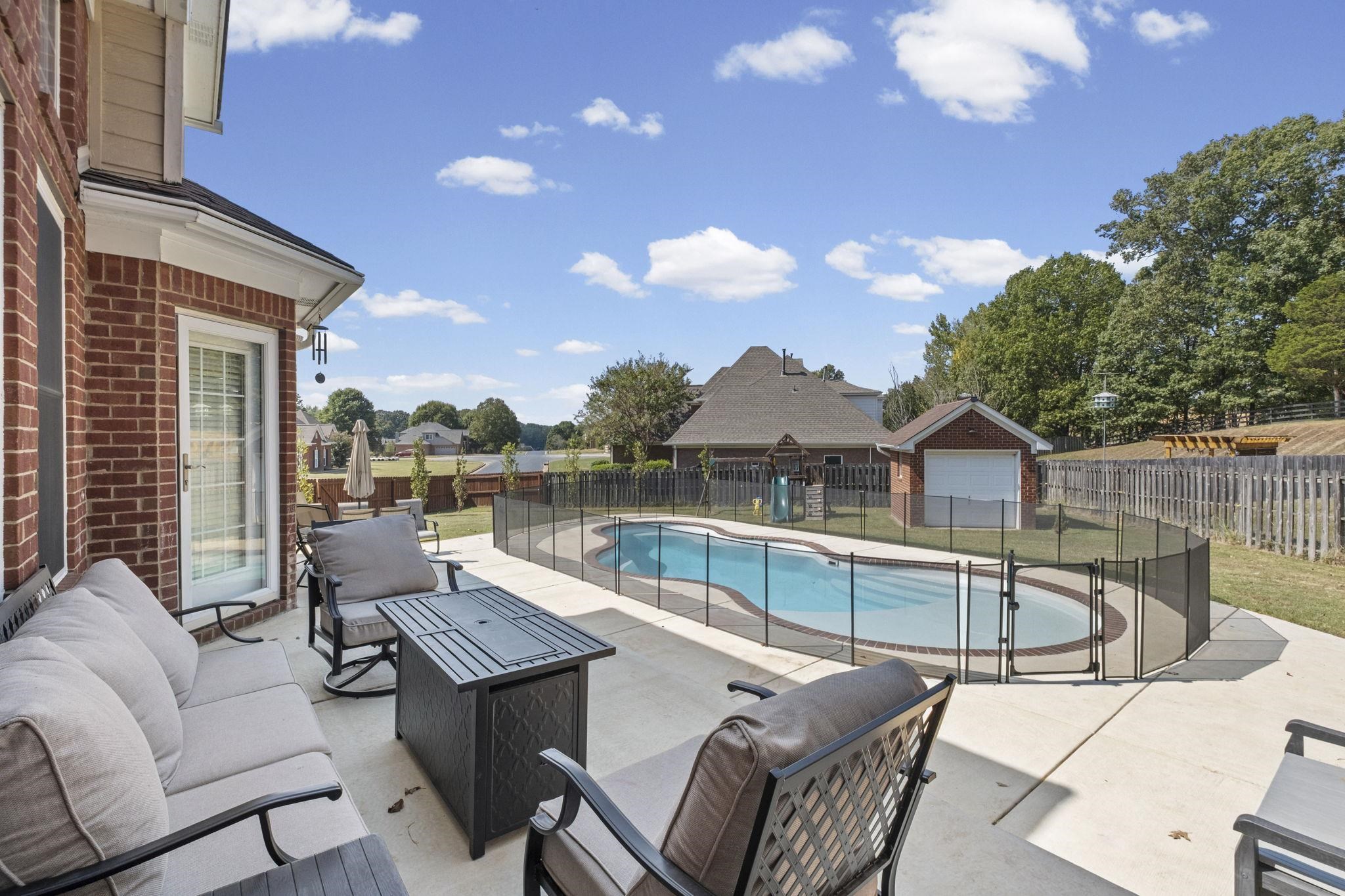 4073 PELICAN HILL CV