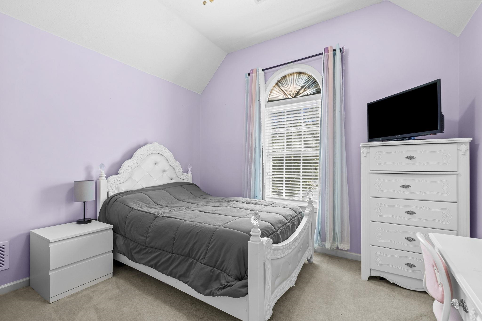 4073 PELICAN HILL CV