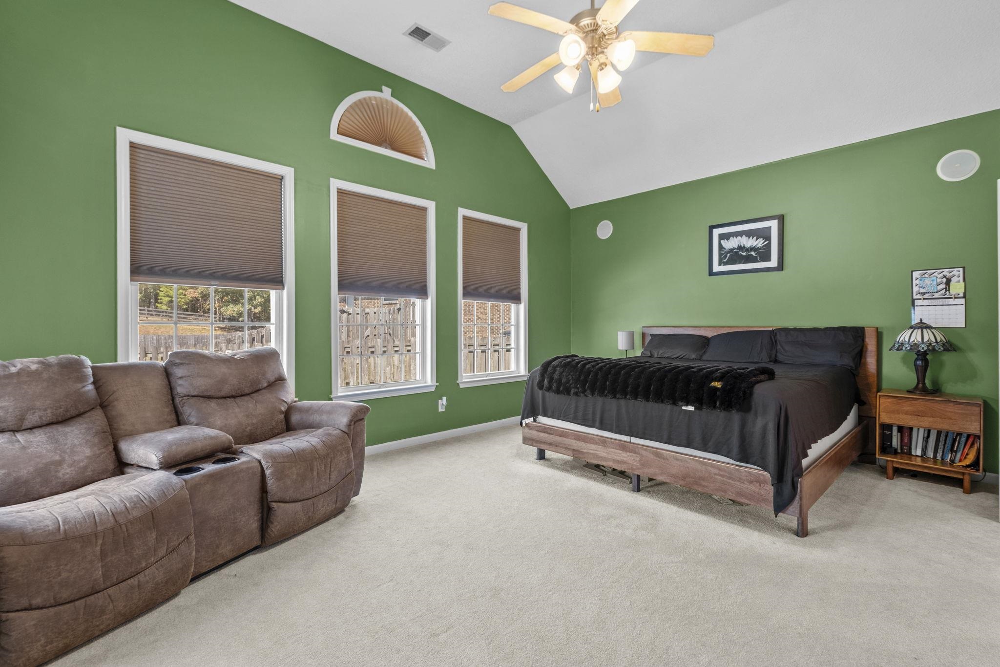 4073 PELICAN HILL CV