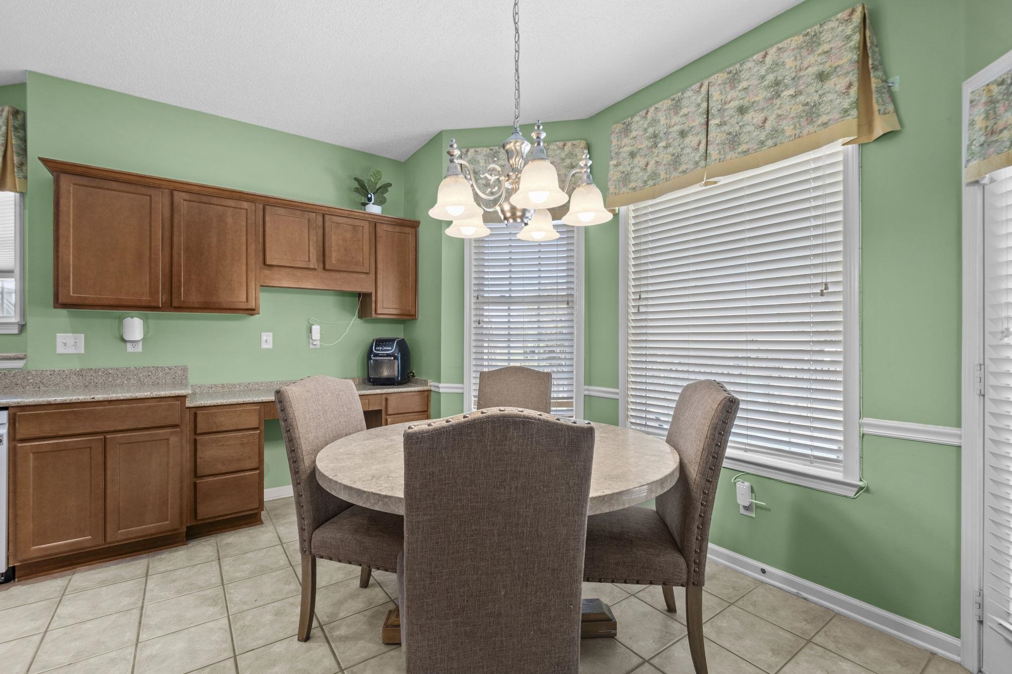 4073 PELICAN HILL CV