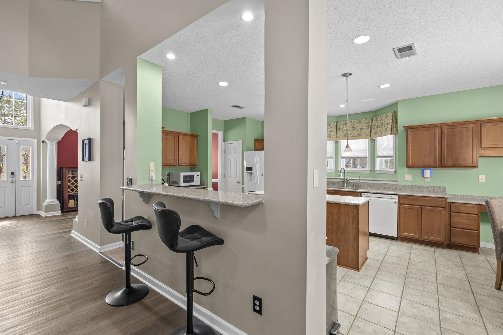 4073 PELICAN HILL CV