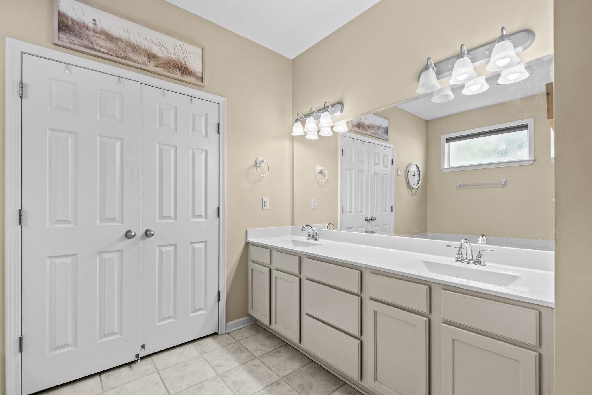 4073 PELICAN HILL CV