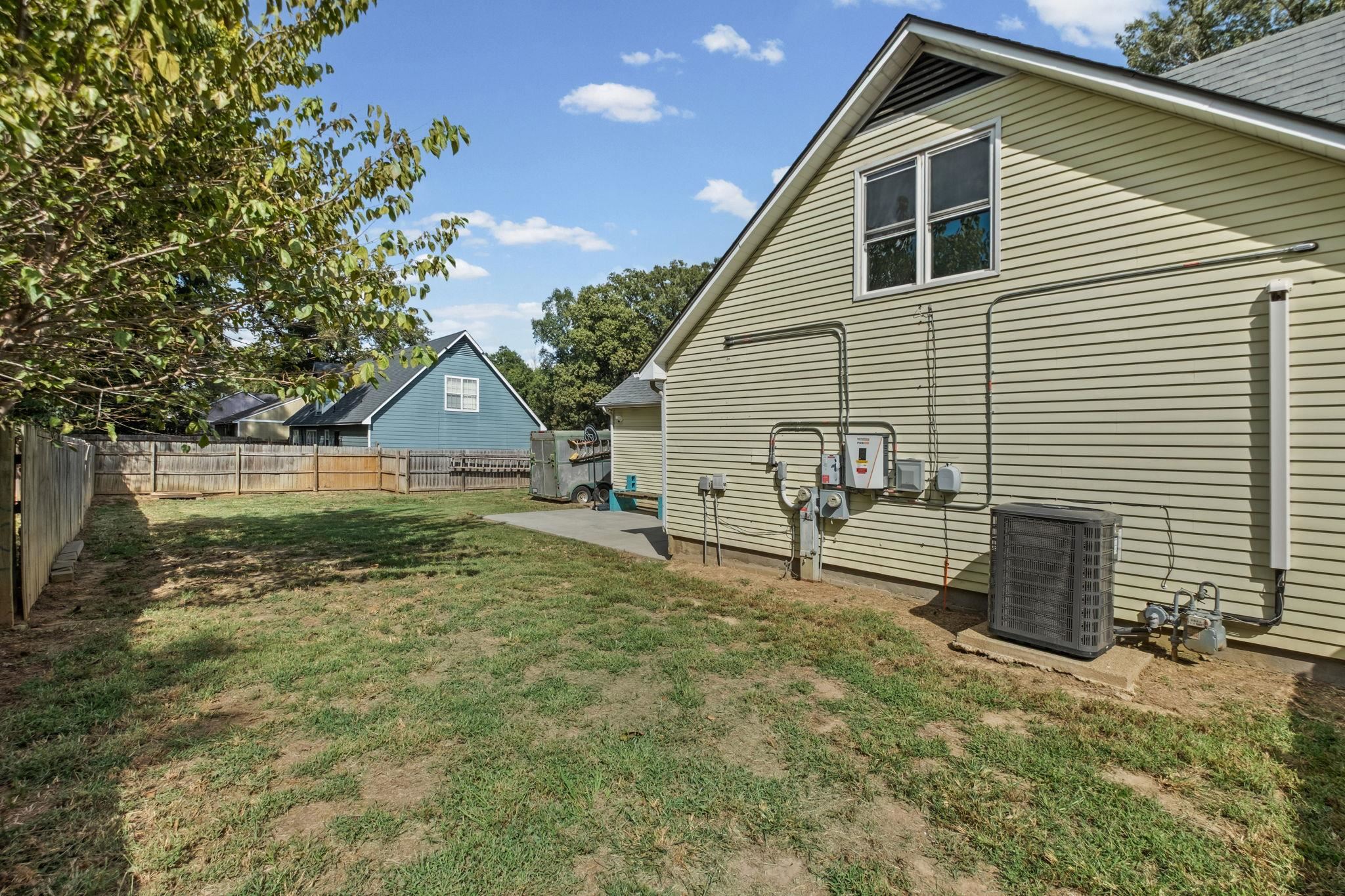 4476 HUNTER BAY DR