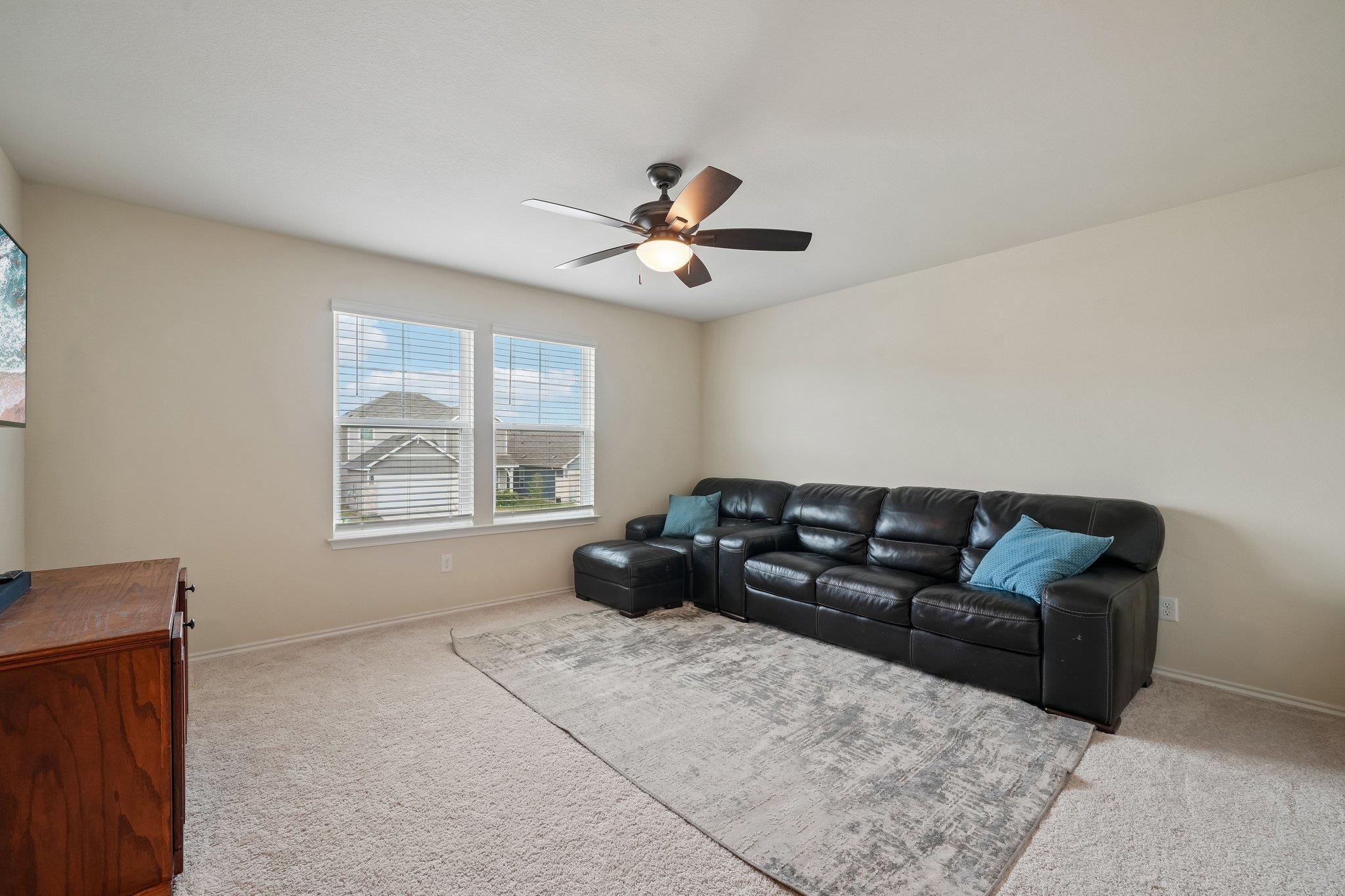 4037 Sun Meadow LN