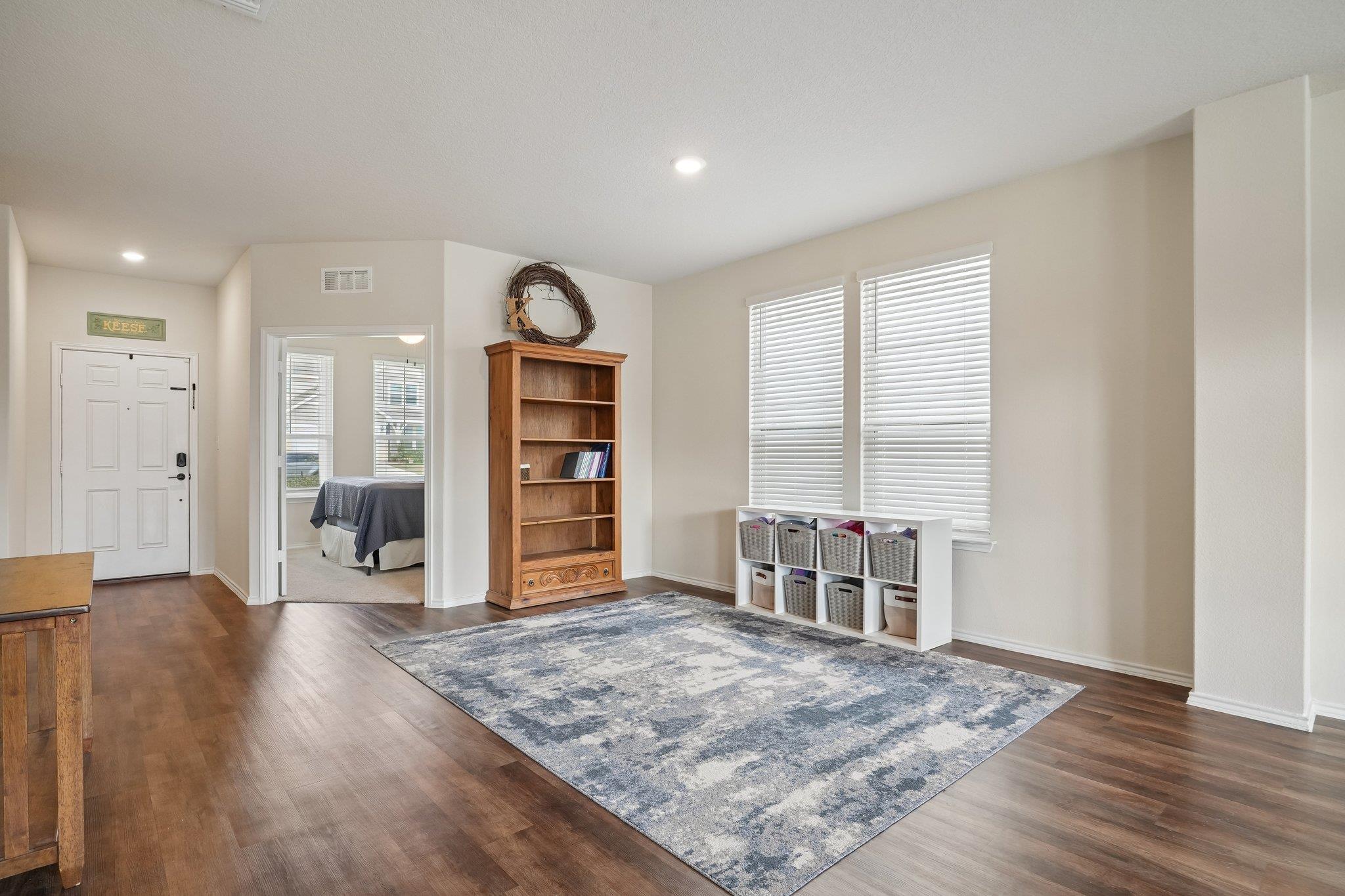 4037 Sun Meadow LN