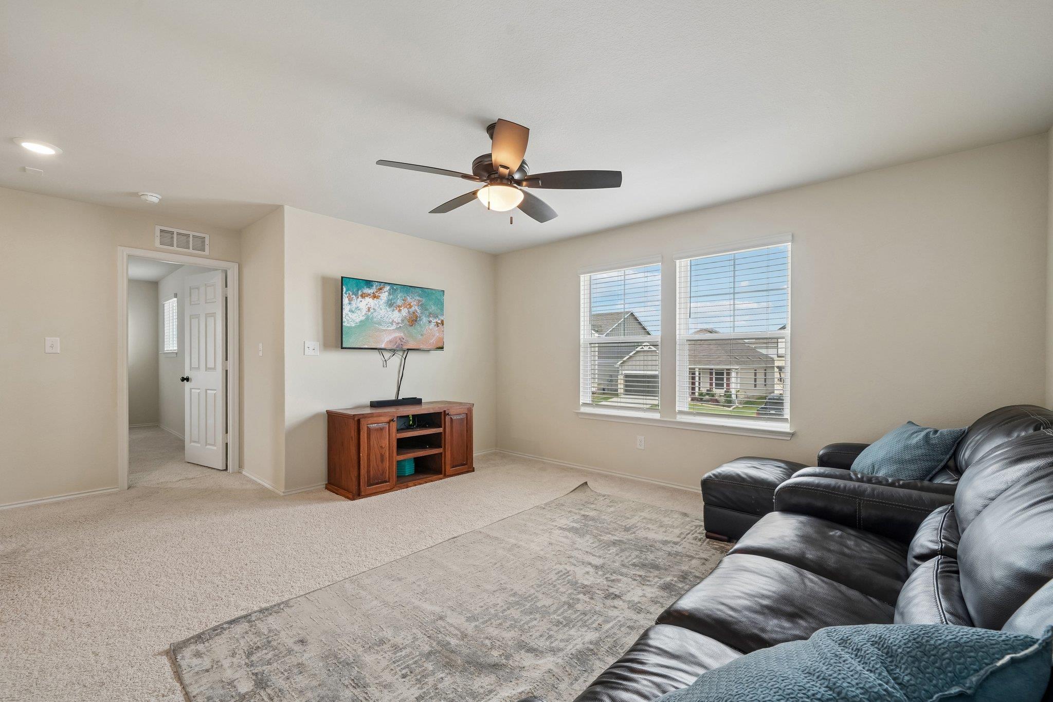 4037 Sun Meadow LN