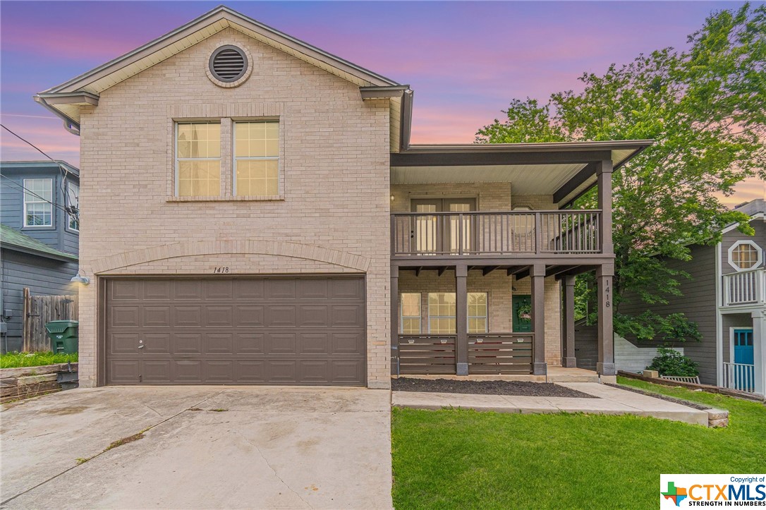 1418 Meadow Parkway