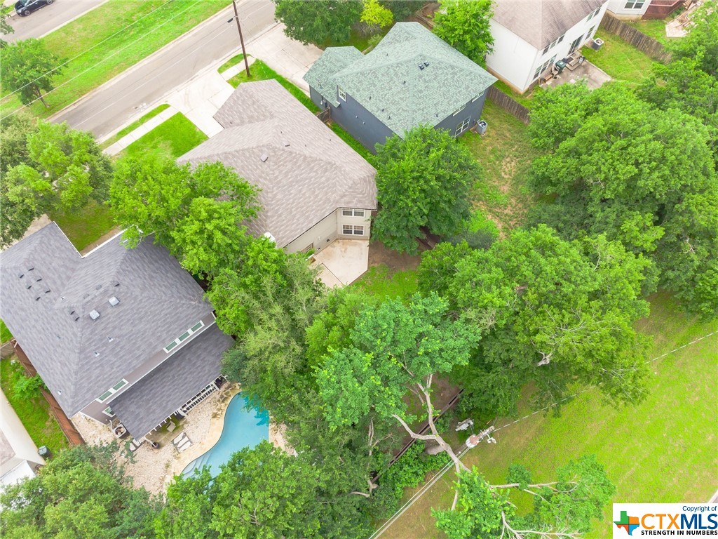1418 Meadow Parkway