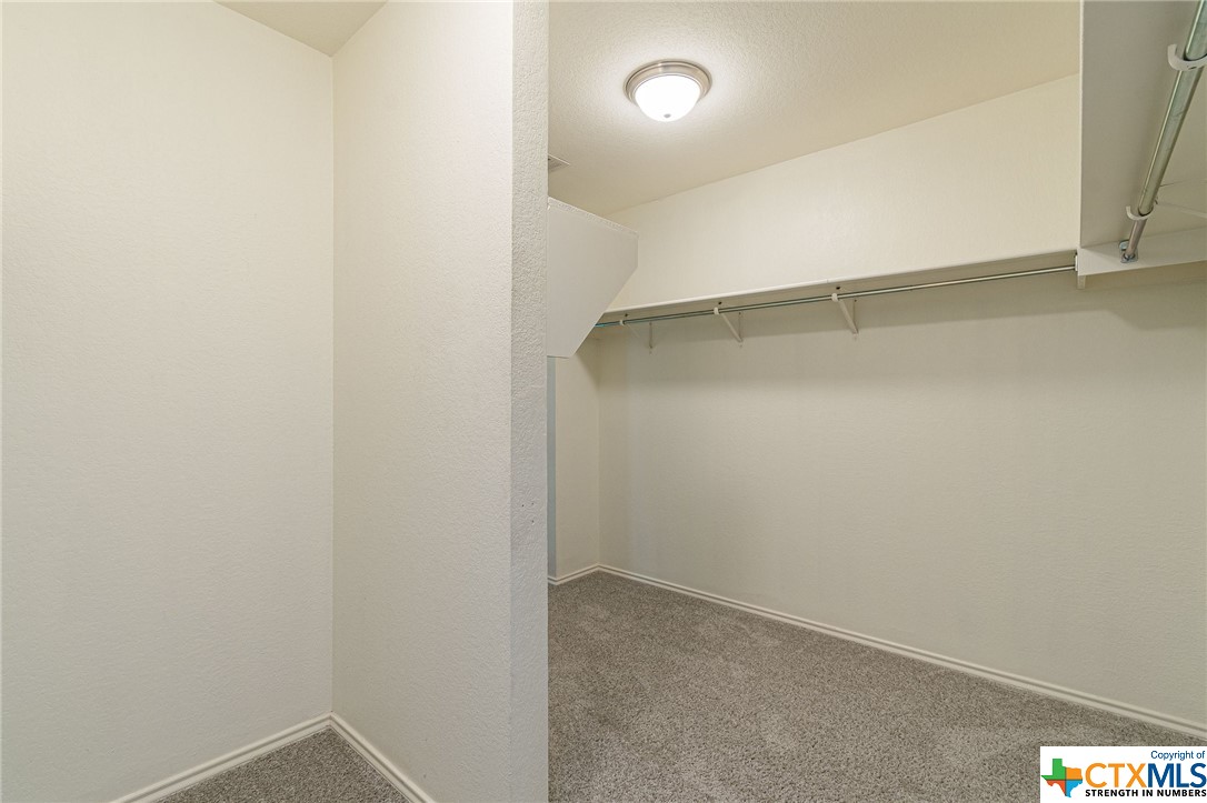 1418 Meadow Parkway