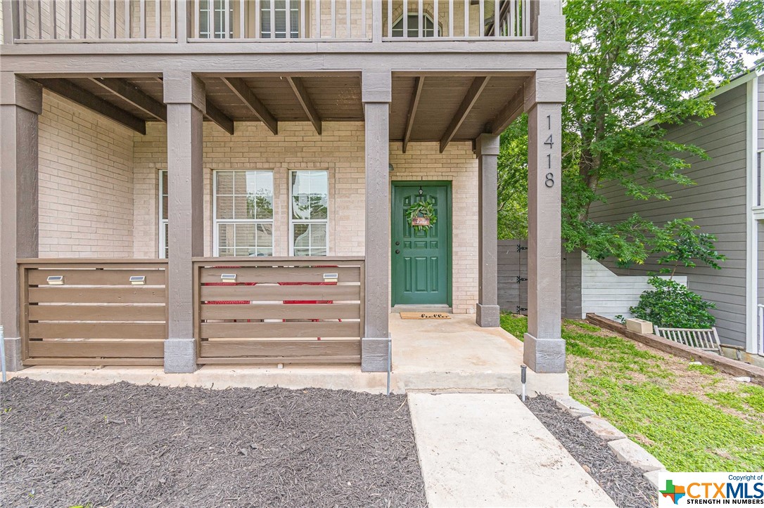 1418 Meadow Parkway