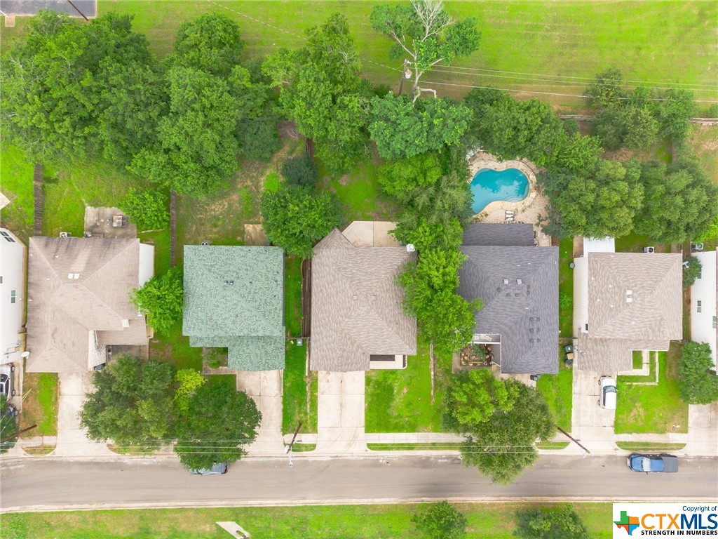 1418 Meadow Parkway