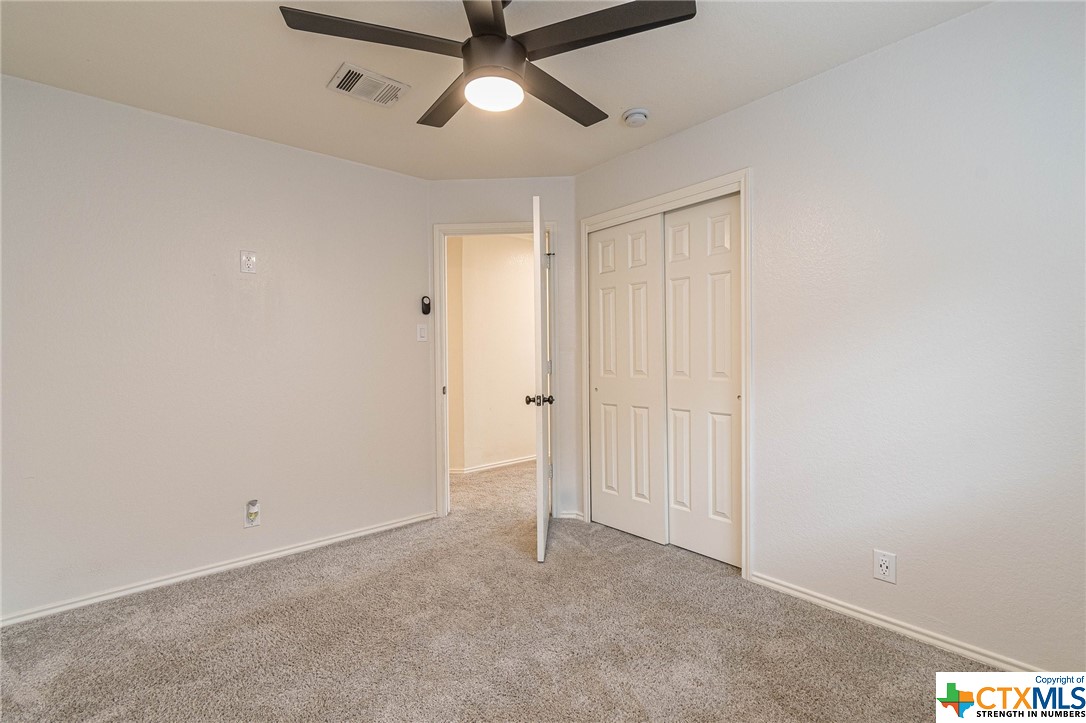 1418 Meadow Parkway