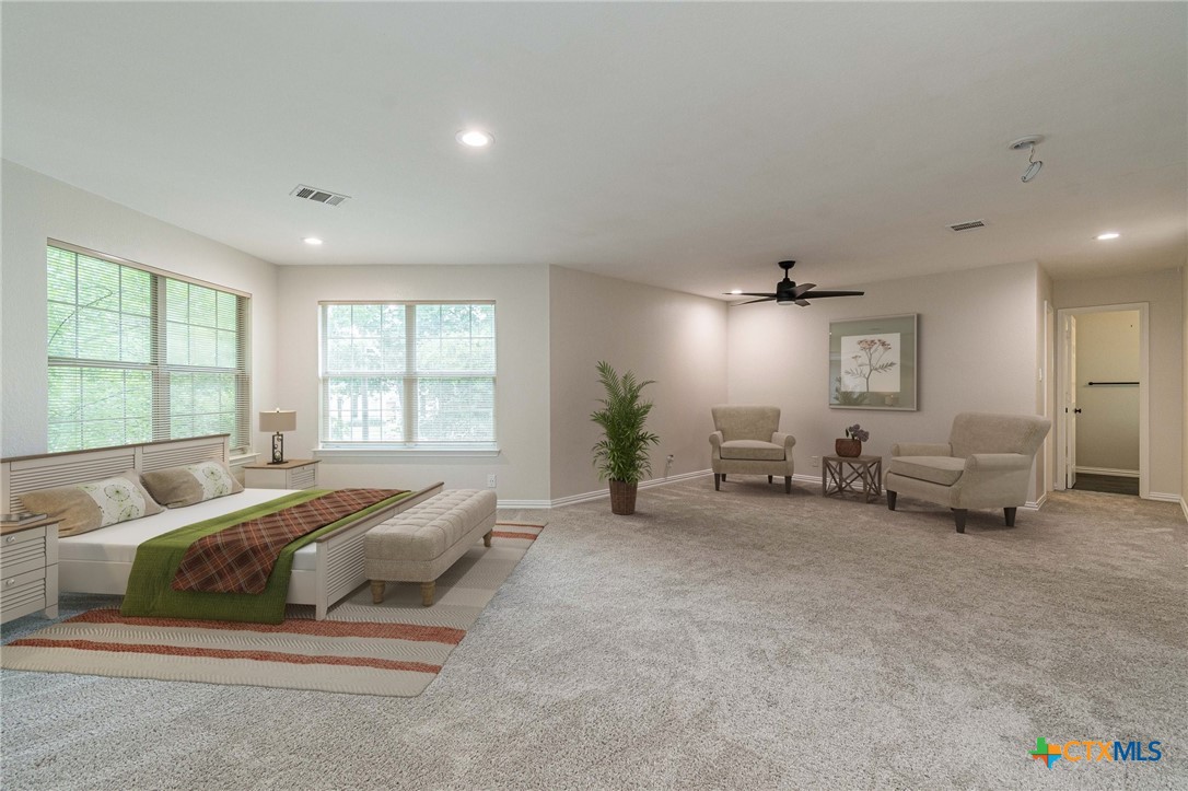 1418 Meadow Parkway